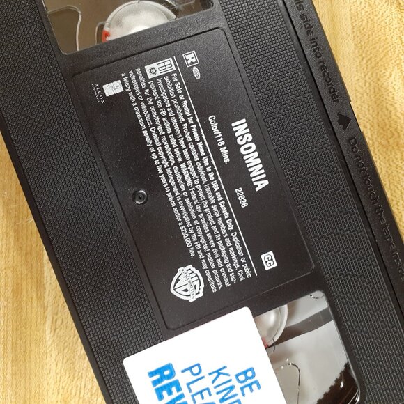Insomnia 2002 VHS Chris Nolan Al Pacino Robin Williams Thriller MovieTime Rental - Picture 9 of 10